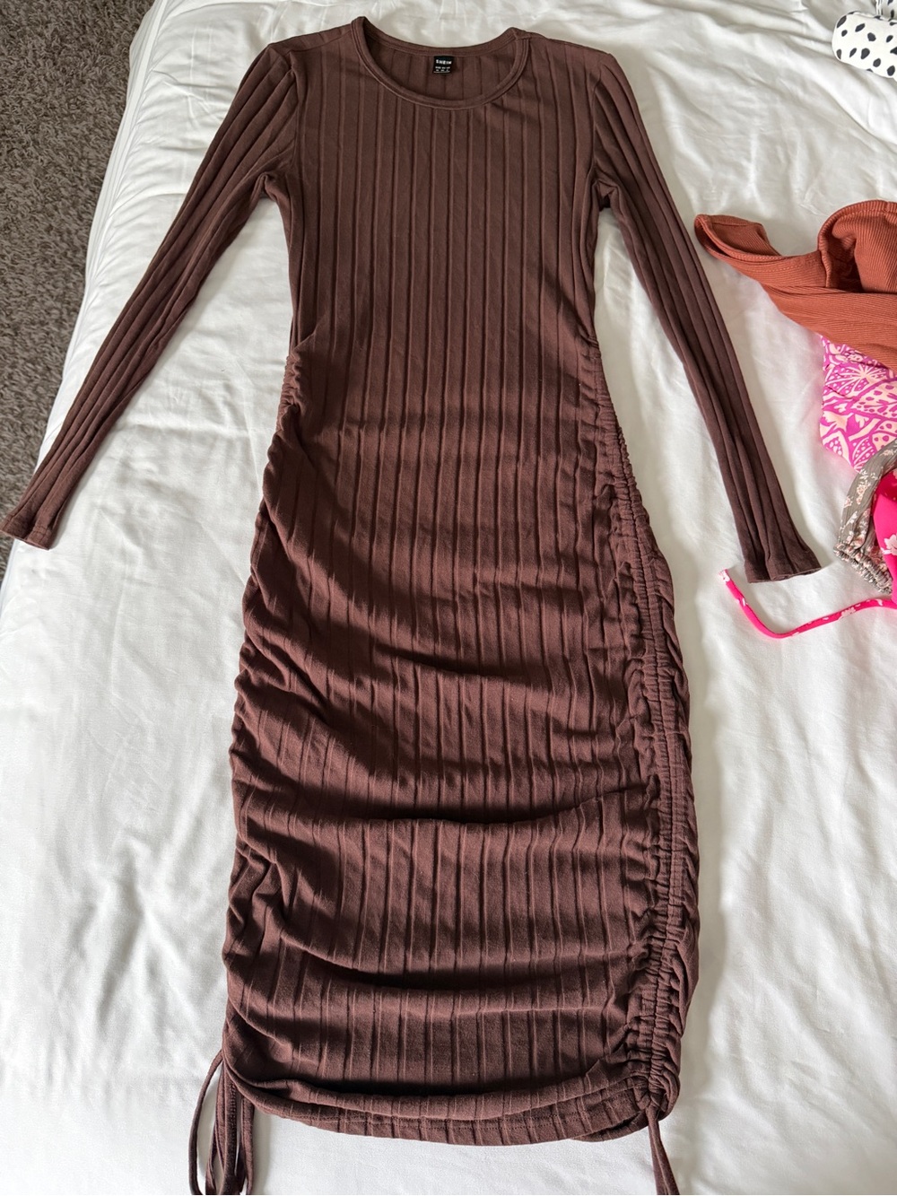 SHEIN Chocolate Brown Ribbed Long Sleeve Midi Dress